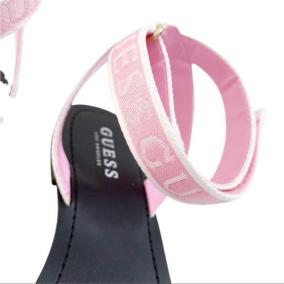 Guess Sandals size 8 - Picture 6 of 10